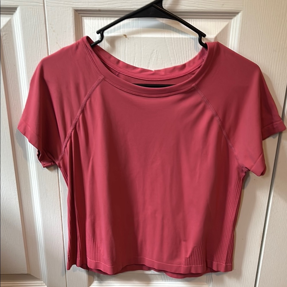 BearPaw Pink Crop T-Shirt Relaxed Fit